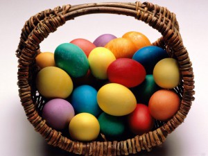 colored-eggs