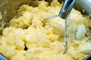 creamy-mashed-potatoes-pioneer-woman-thanksgiving-side-dish