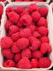 raspberries-499114_640