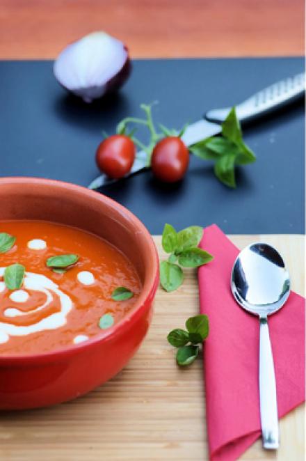 3-unterstuetzende-gegenstaende-tomatensuppe