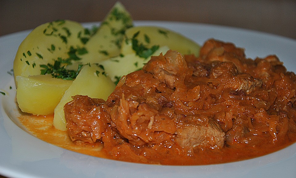 740981-960x720-szegediner-gulasch