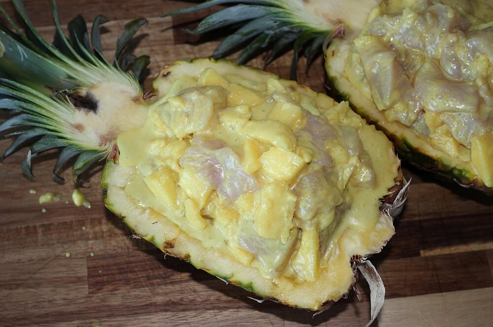 Gefuellte-Ananas-Haehnchen-Curry-02
