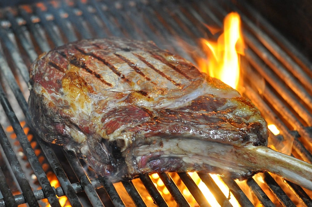 Tomahawk Steak tomahawk steak-TomahawkSteak05-Tomahawk Steak vom Grill das Männersteak