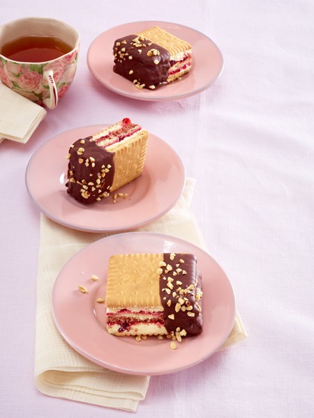 kindergeburtstag-waldbeer-schnitten