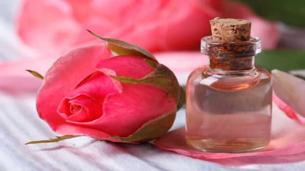 rose-water_625x350_81440148680